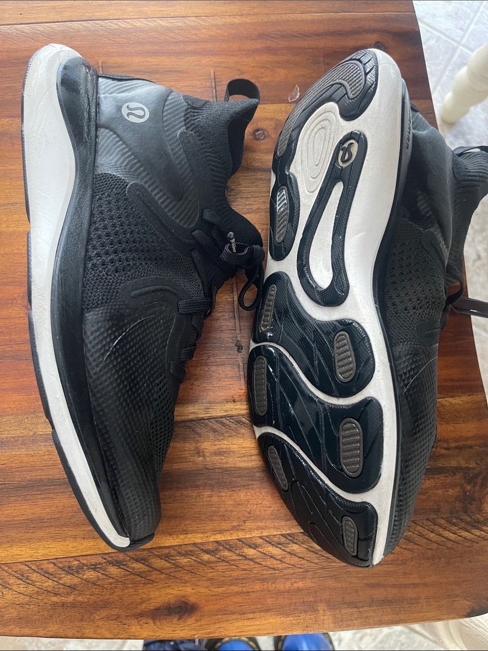 Lululemon Athletica Black High-Top Sneakers size 8 - Picture 2 of 11
